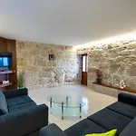 Ferienhaus Romantic Stone House With A Pool