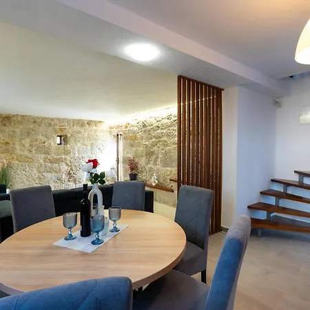 Romantic Stone House With A Pool Holiday home Zmijavci