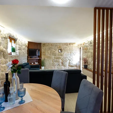 Romantic Stone House With A Pool Holiday home *