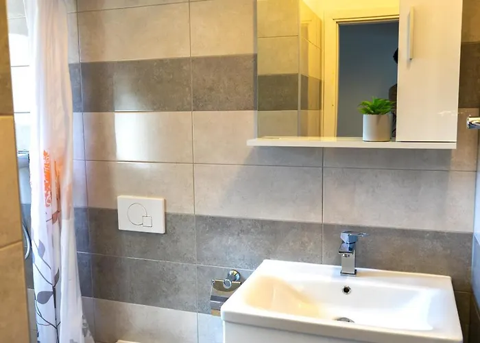 Romantic Stone House With A Pool *